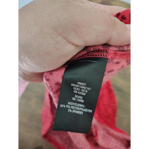 Attention Red Animal Print Eylet Neck Sleeveless Blouse Top Sz M Business Work - Picture 5 of 8